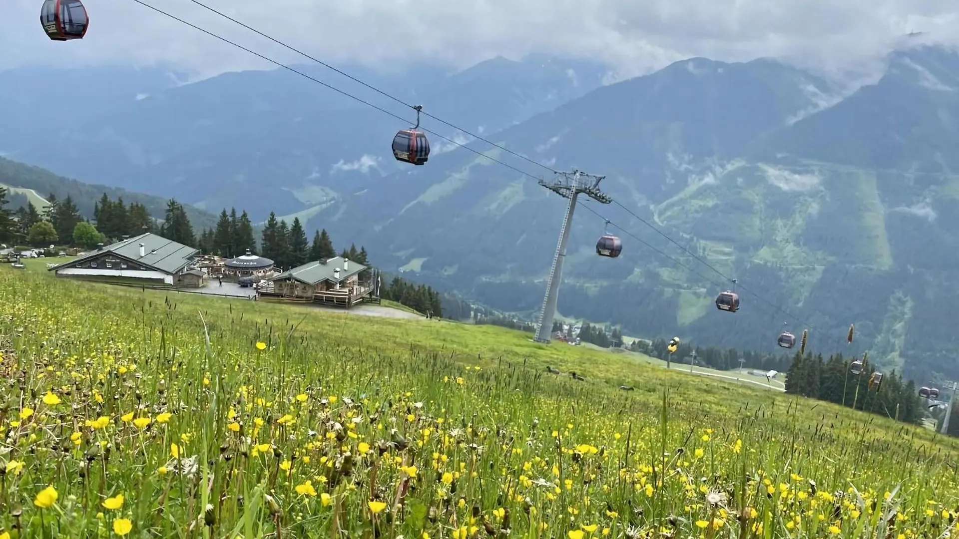 Apartment Alpenresort Saalbach E2 奥地利