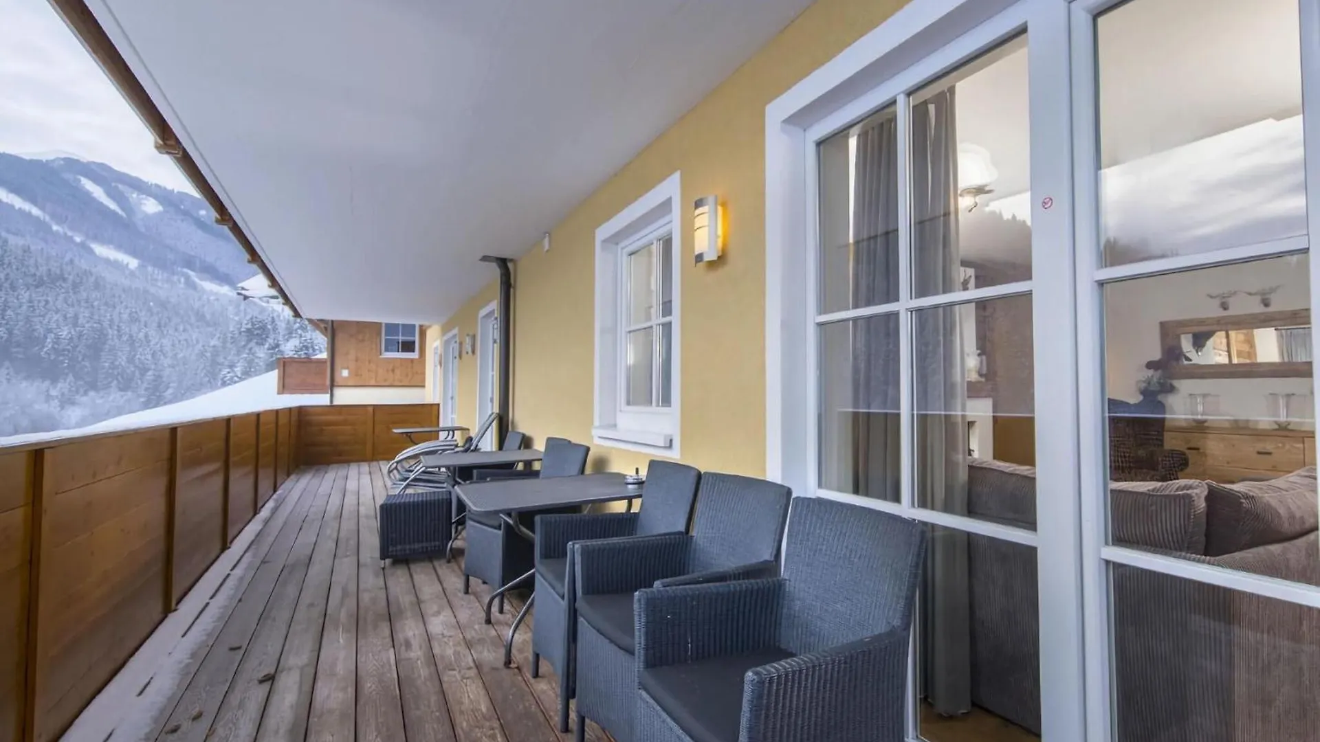 Apartment Alpenresort Saalbach E2 奥地利